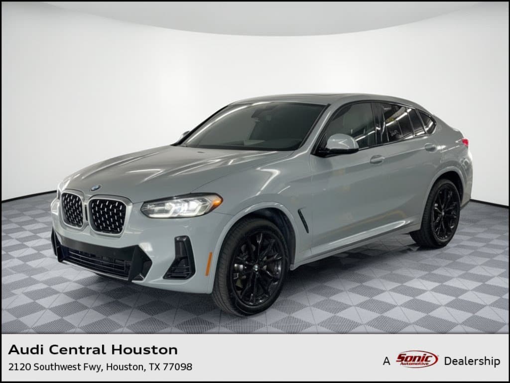 2022 BMW X4 xDrive30i — photo 1 of 31
