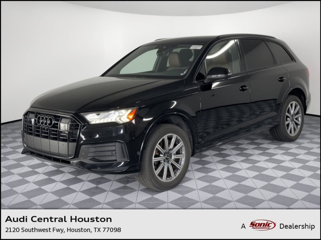 2023 Audi Q7 Premium Plus — photo 1 of 31