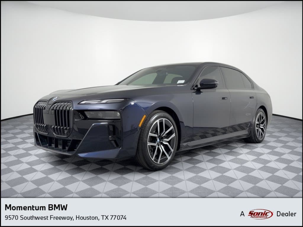2024 BMW i7 xDrive60 — photo 1 of 31