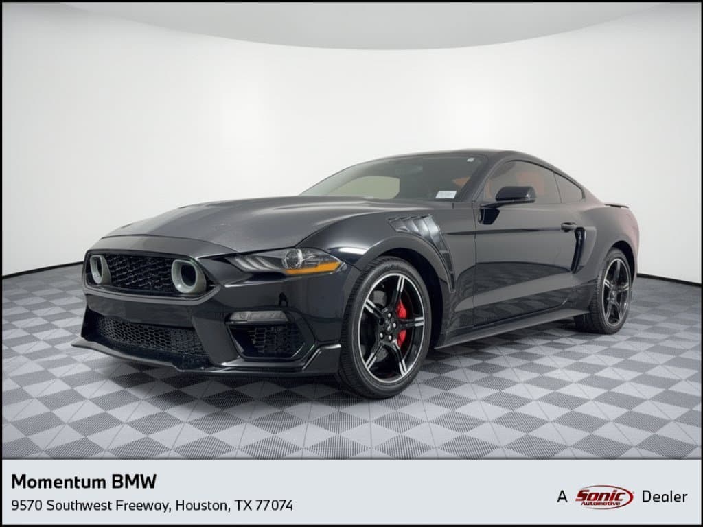 2019 Ford Mustang Base — photo 1 of 31