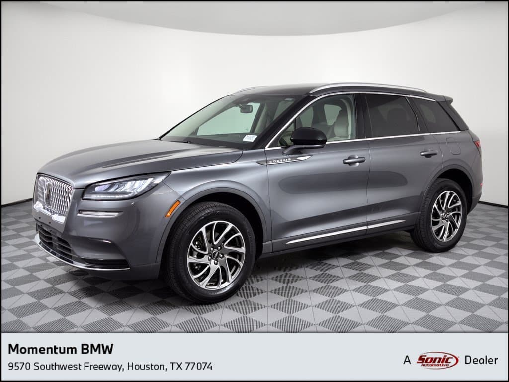 2021 Lincoln Corsair Standard — photo 1 of 31