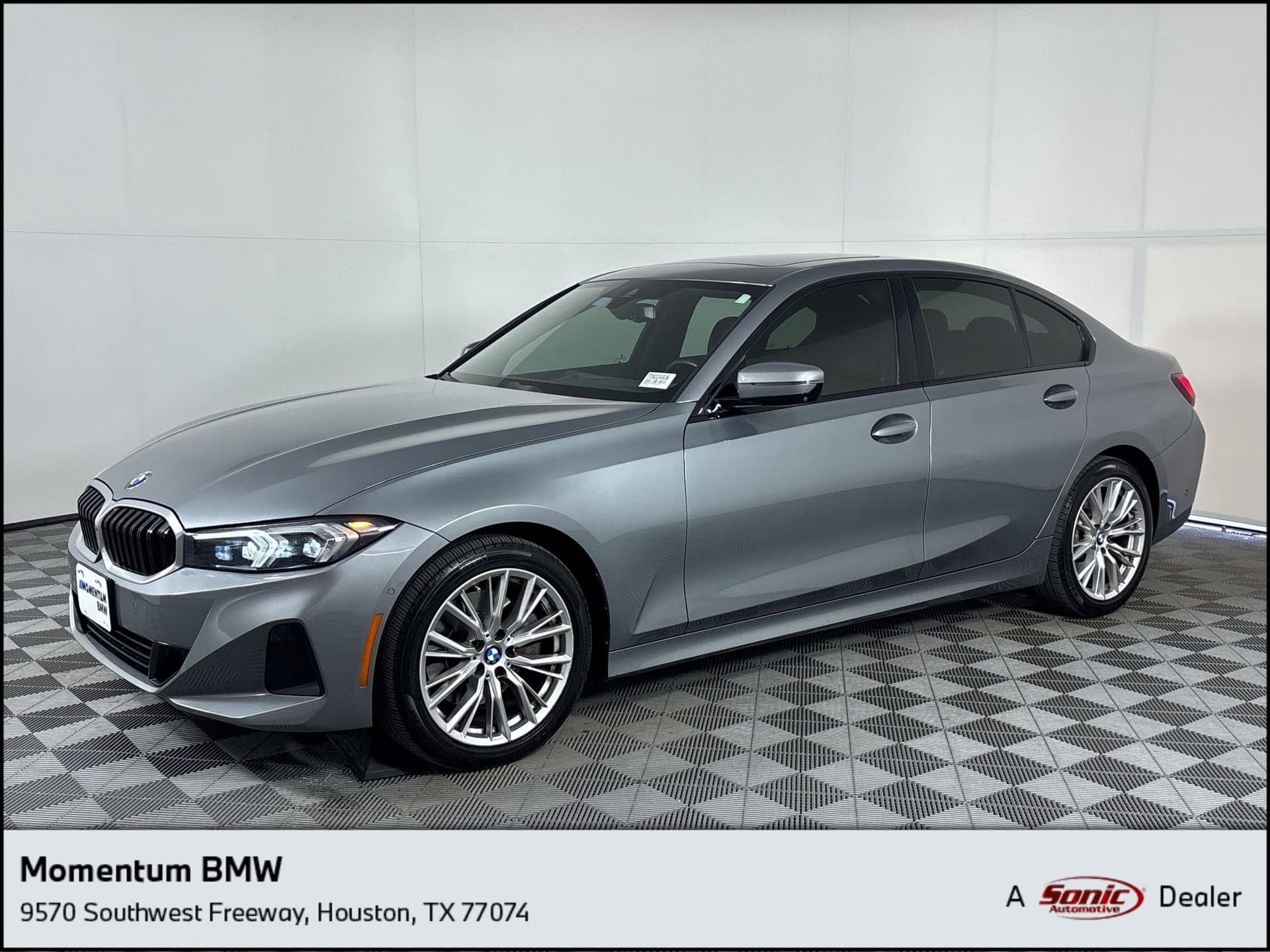 2023 BMW 330i Base — photo 1 of 31