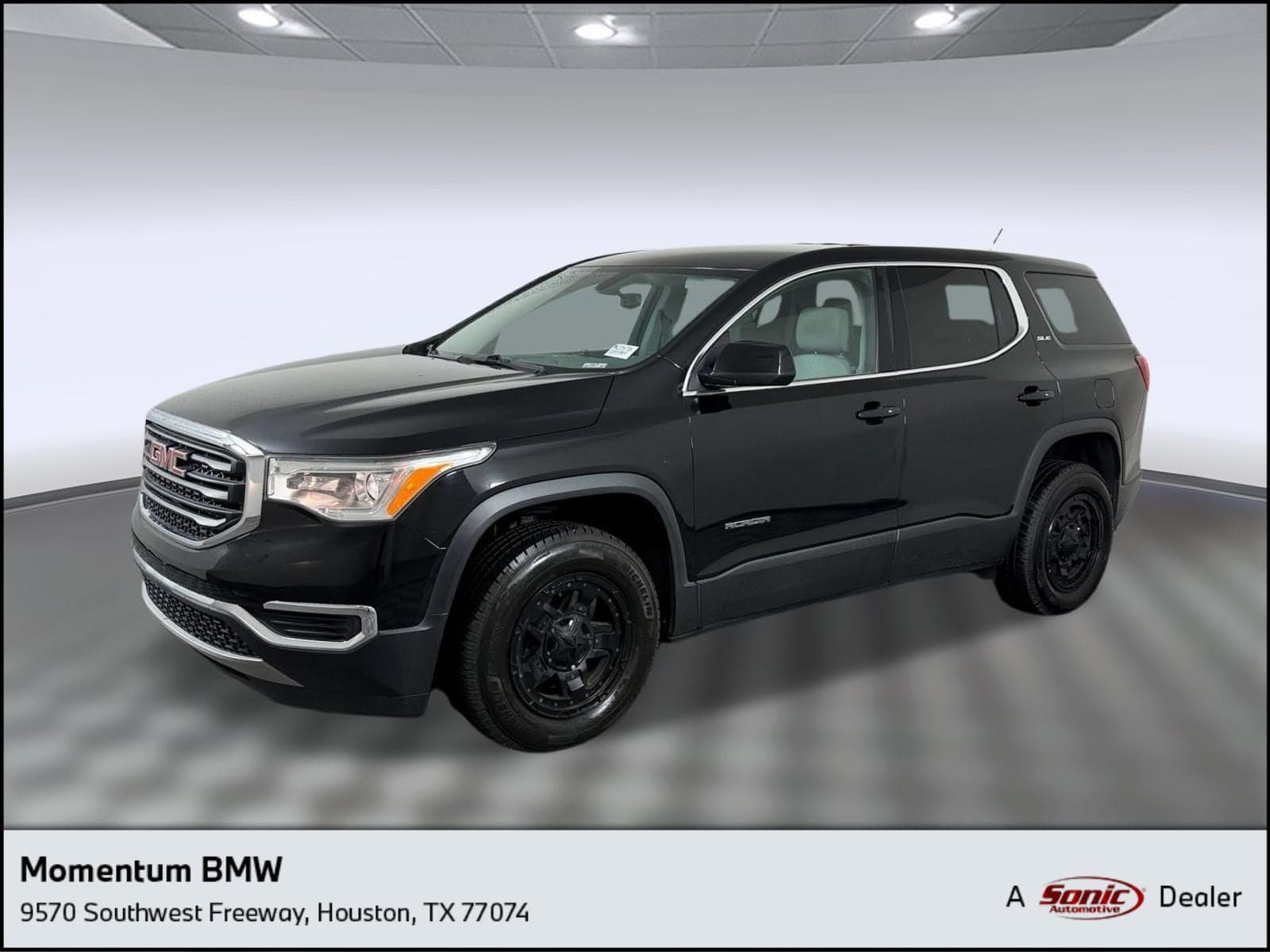 2019 GMC Acadia SLE-1 — photo 1 of 33