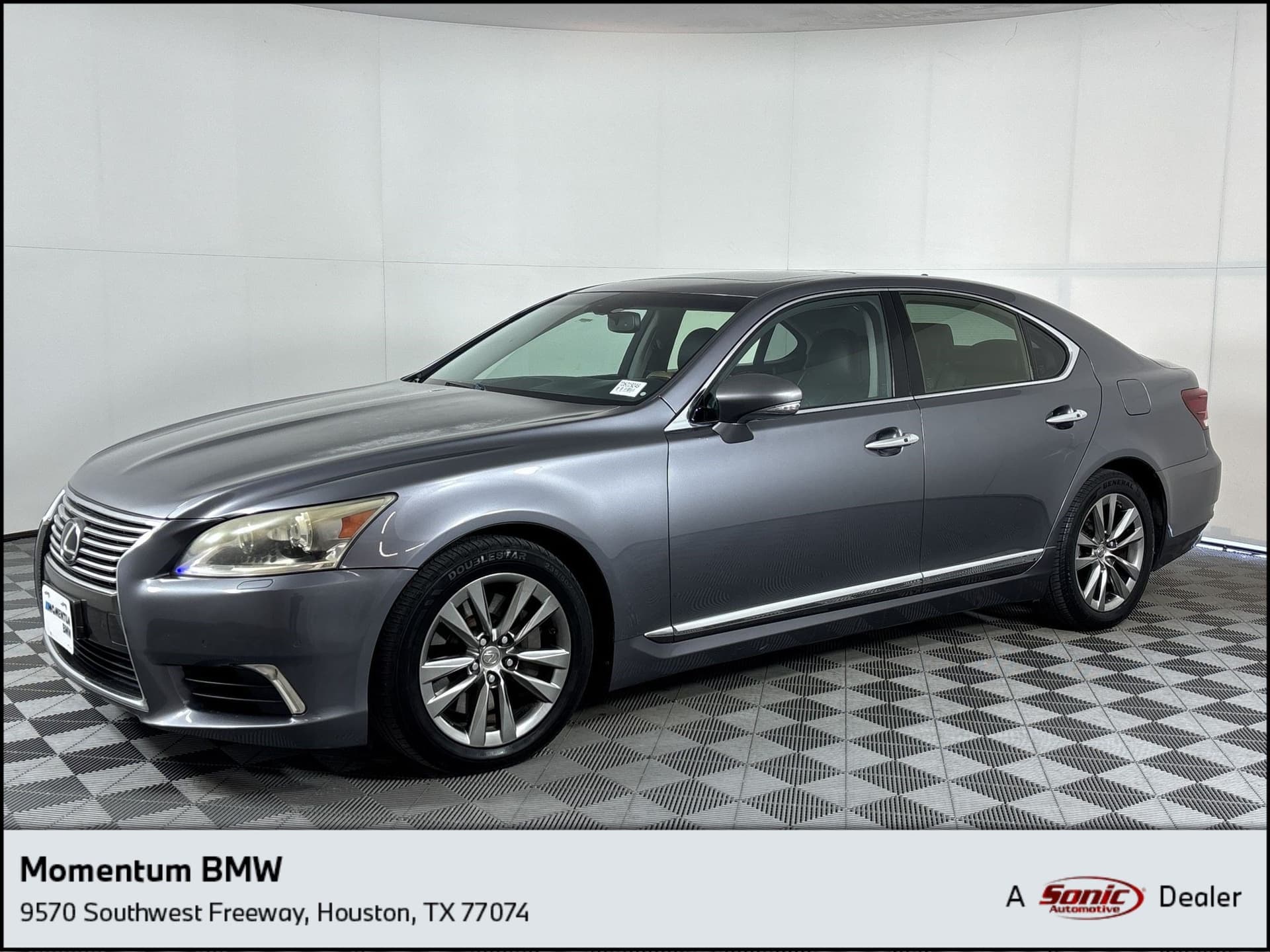 2013 Lexus LS 460 Base — photo 1 of 29
