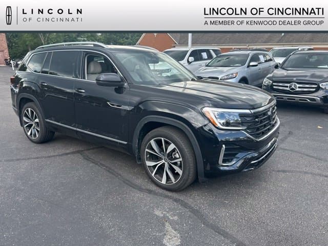 2025 Volkswagen Atlas 2.0T SEL Premium R-Line — photo 1 of 9