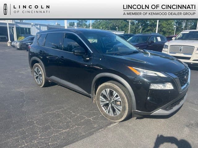 2021 Nissan Rogue SV — photo 1 of 6