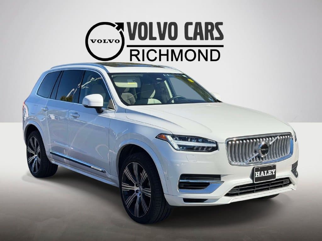 2024 Volvo XC90 Recharge Plug-In Hybrid Ultimate — photo 1 of 8