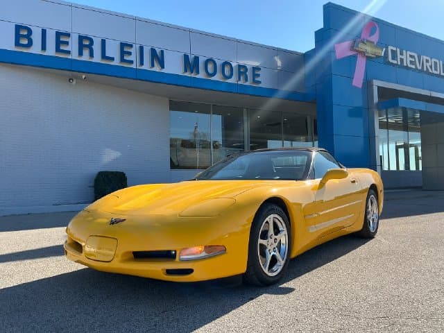 2004 Chevrolet Corvette Base — photo 1 of 50