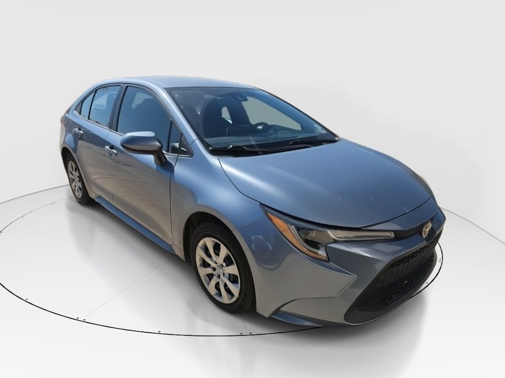 2021 Toyota Corolla LE — photo 1 of 2