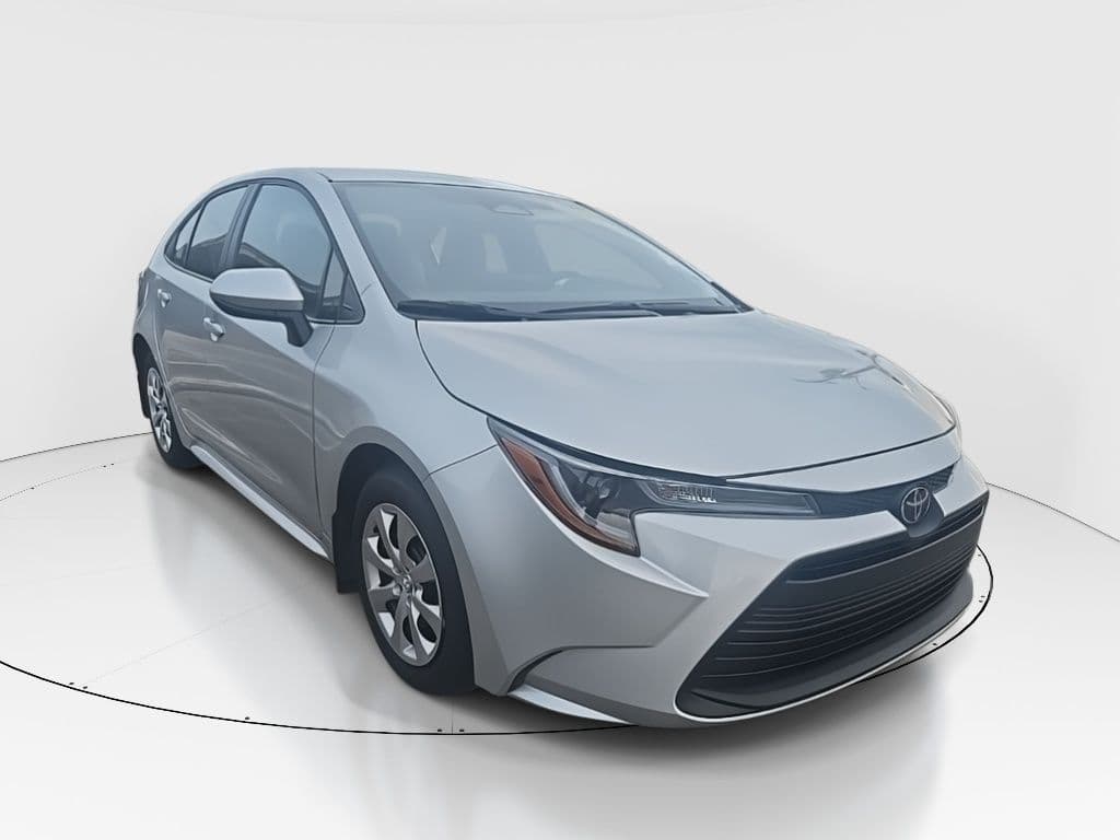 2025 Toyota Corolla LE — photo 1 of 2