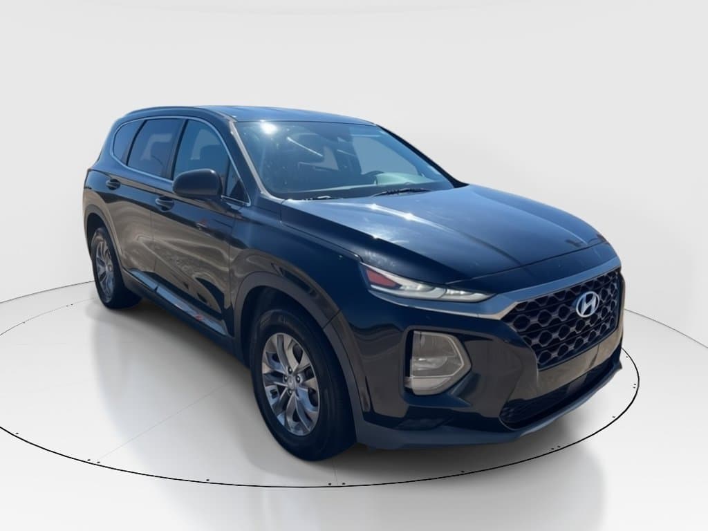 2019 Hyundai Santa Fe SE — photo 1 of 2