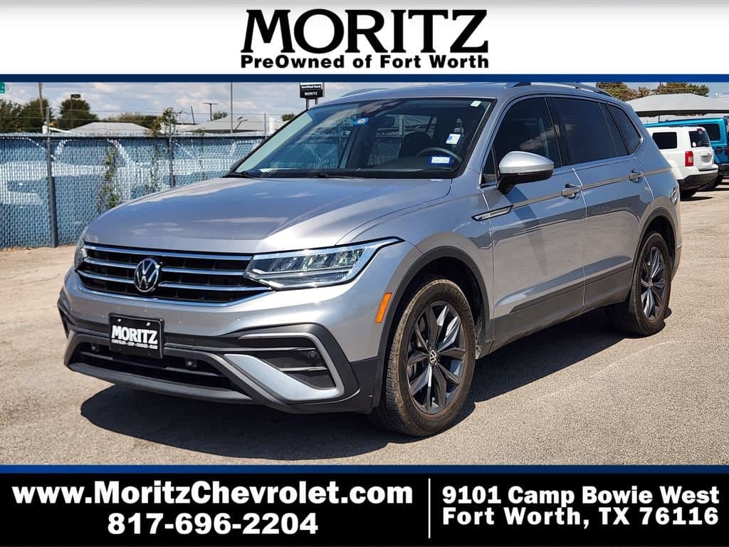2024 Volkswagen Tiguan SE — photo 1 of 4