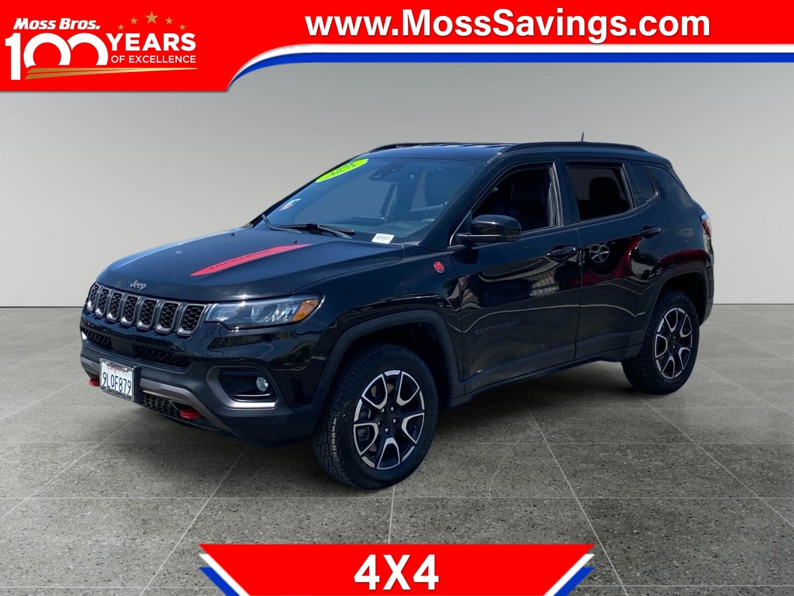 2024 Jeep Compass Trailhawk — photo 1 of 15