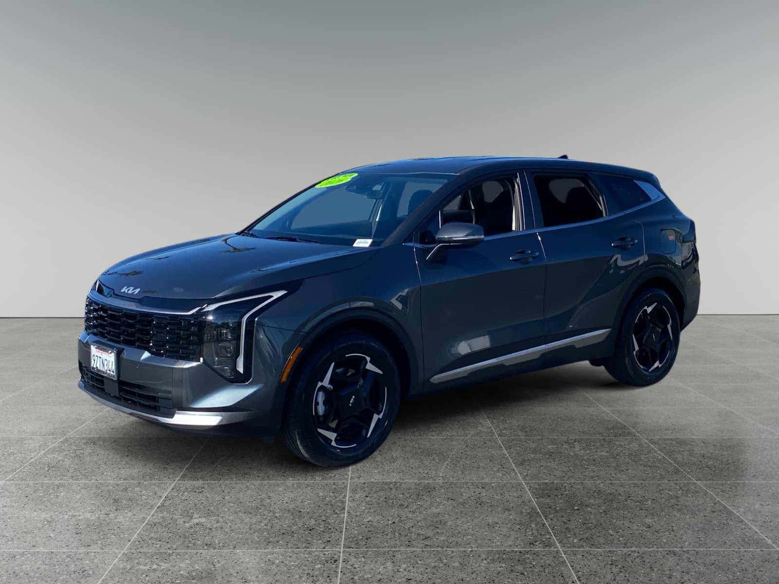 2026 Kia Sportage EX — photo 1 of 15