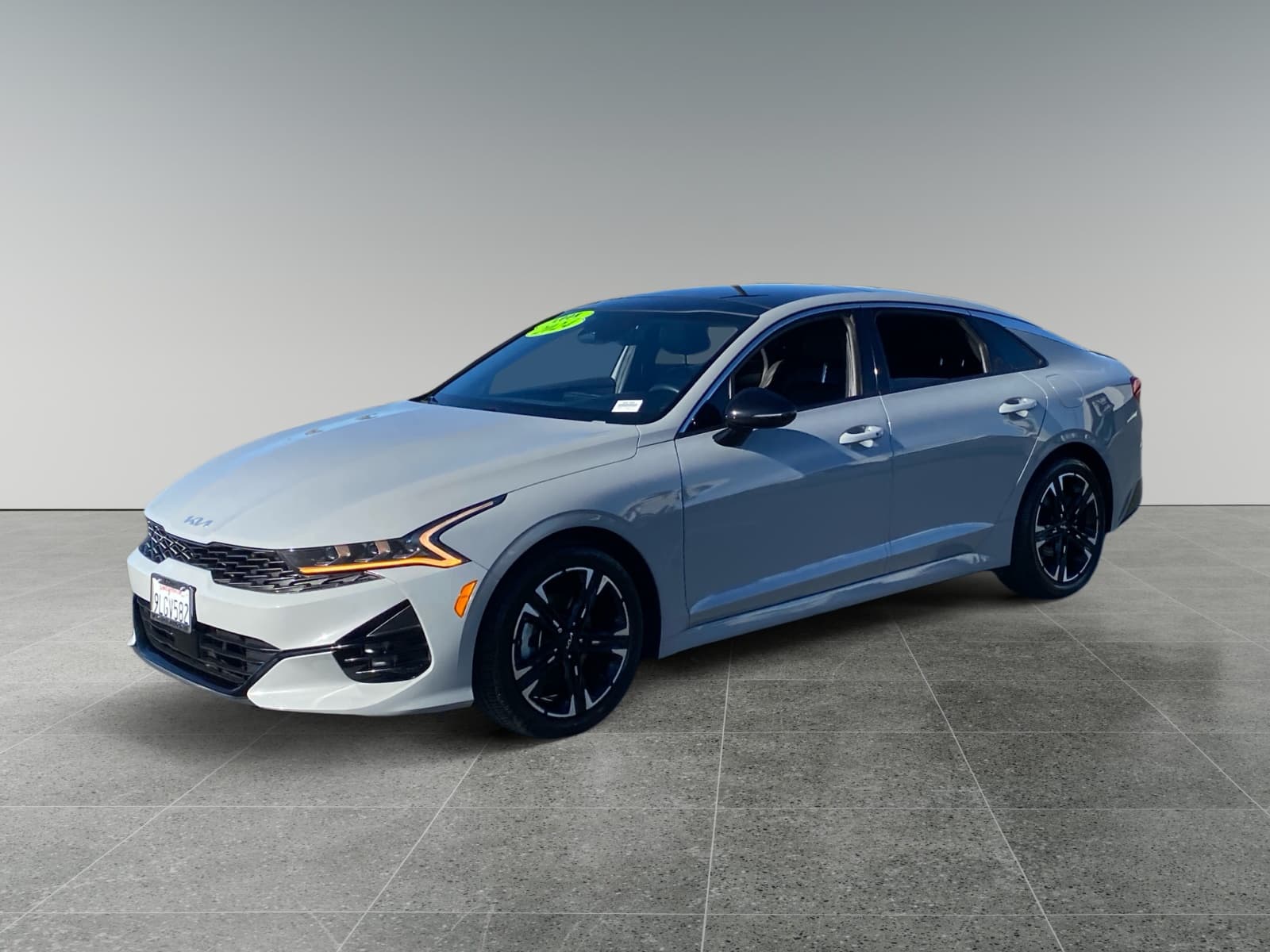 2024 Kia K5 GT-Line — photo 1 of 15