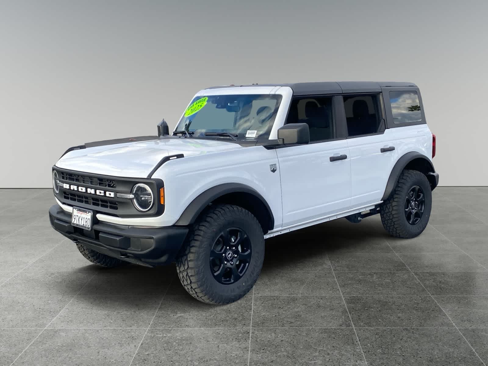 2025 Ford Bronco Big Bend — photo 1 of 15