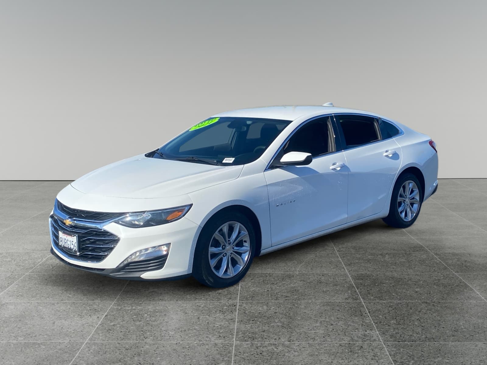 2021 Chevrolet Malibu LT — photo 1 of 15