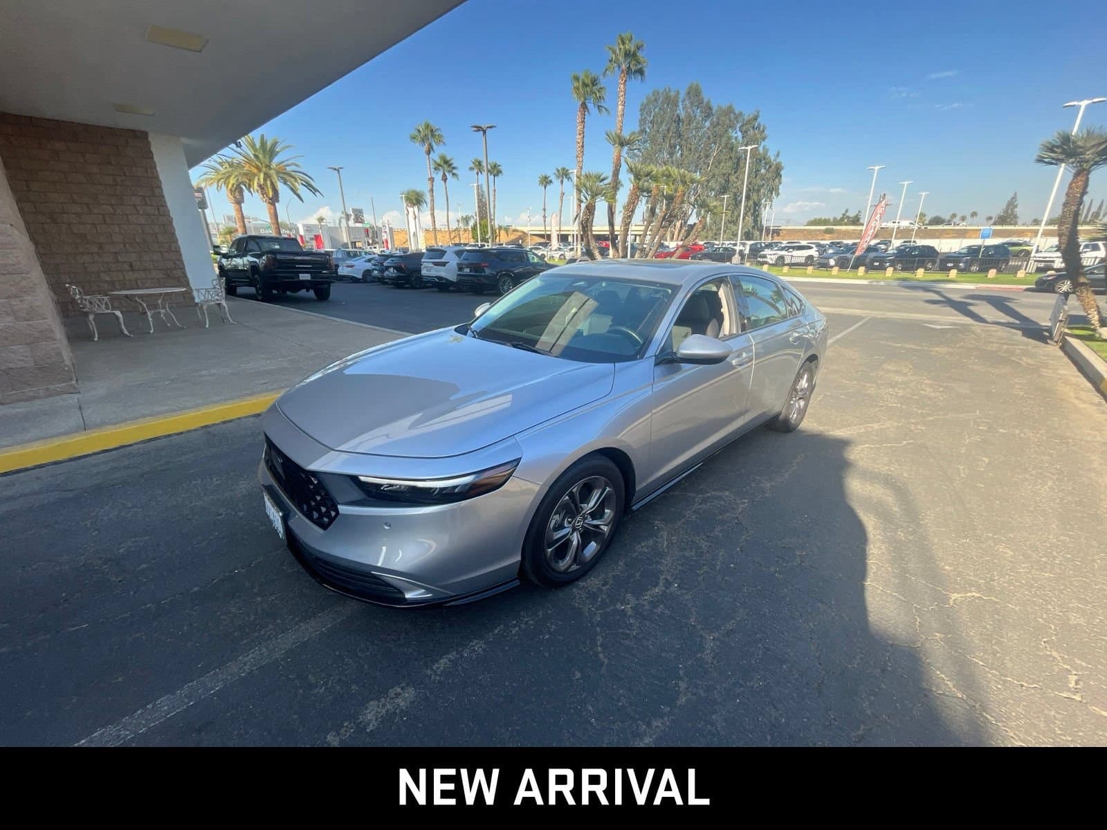 2025 Honda Accord Hybrid EX-L — photo 1 of 6