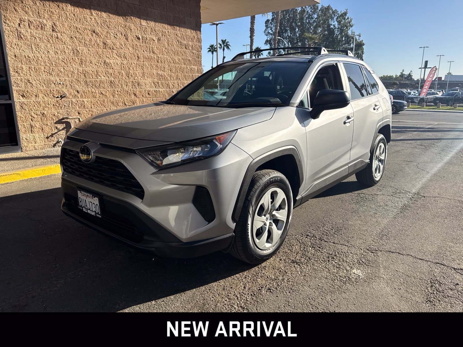 2021 Toyota RAV4 LE — photo 1 of 6