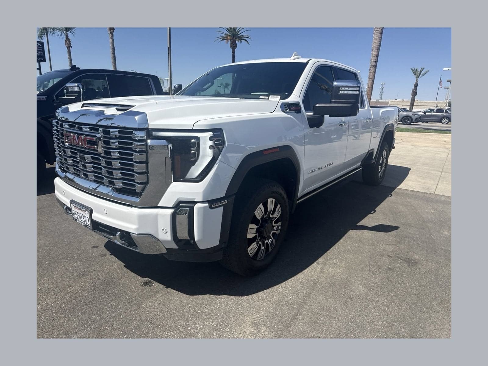 2024 GMC Sierra 2500HD Denali — photo 1 of 16