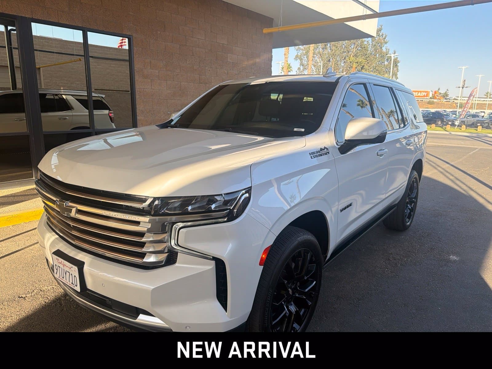 2023 Chevrolet Tahoe High Country — photo 1 of 6