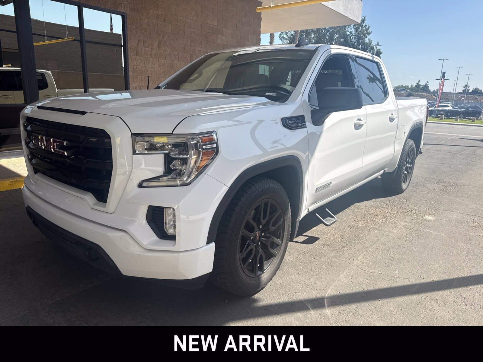 2020 GMC Sierra 1500 Elevation — photo 1 of 4