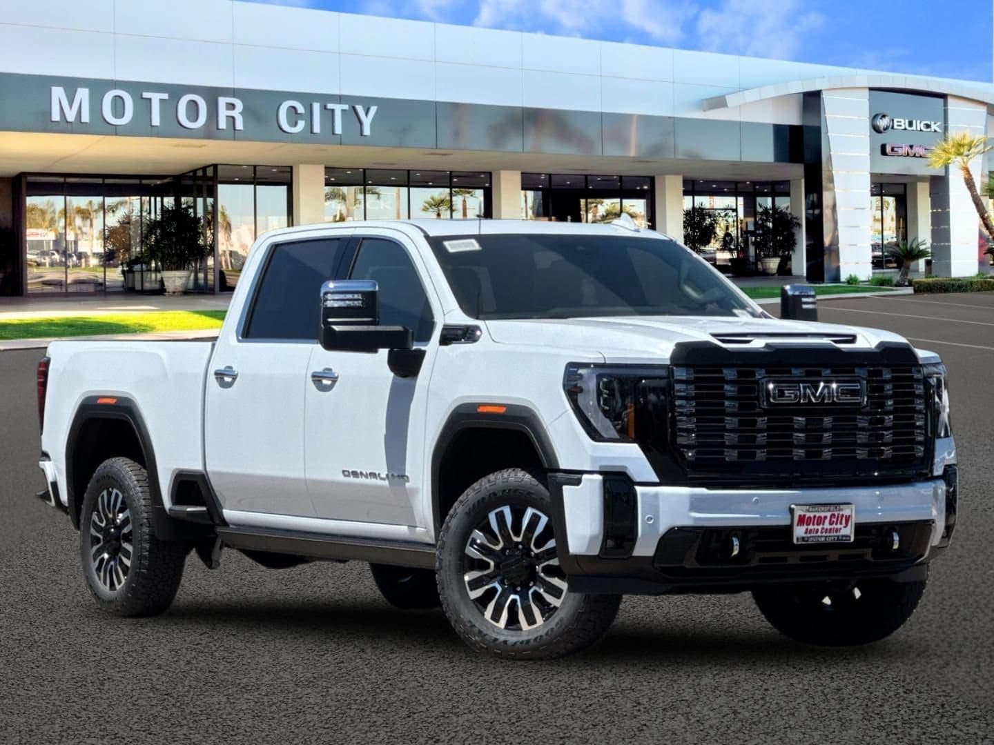 2026 GMC Sierra 2500HD Denali Ultimate — photo 1 of 33