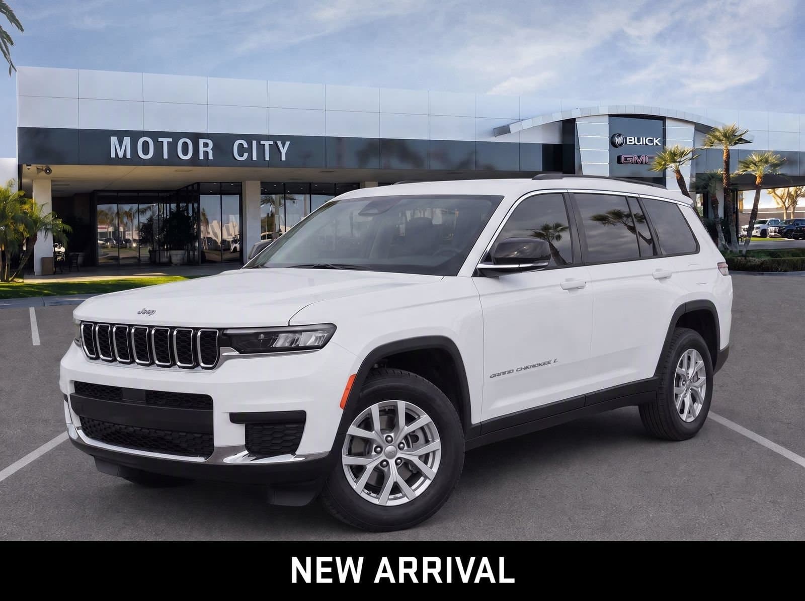 2022 Jeep Grand Cherokee L Limited — photo 1 of 8