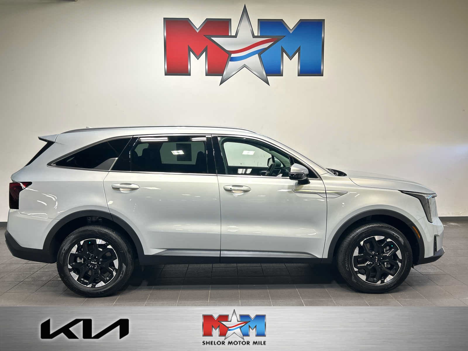 2026 Kia Sorento S — photo 1 of 30