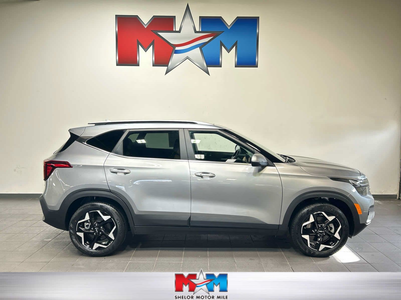 2024 Kia Seltos EX — photo 1 of 11