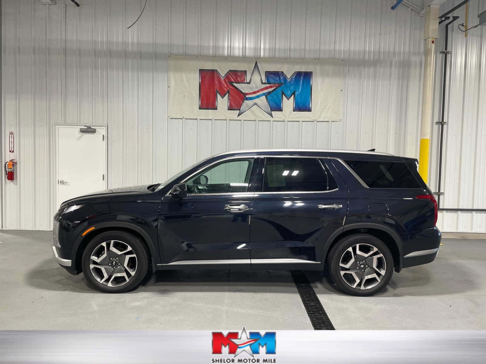 2024 Hyundai Palisade SEL 7P — photo 1 of 9