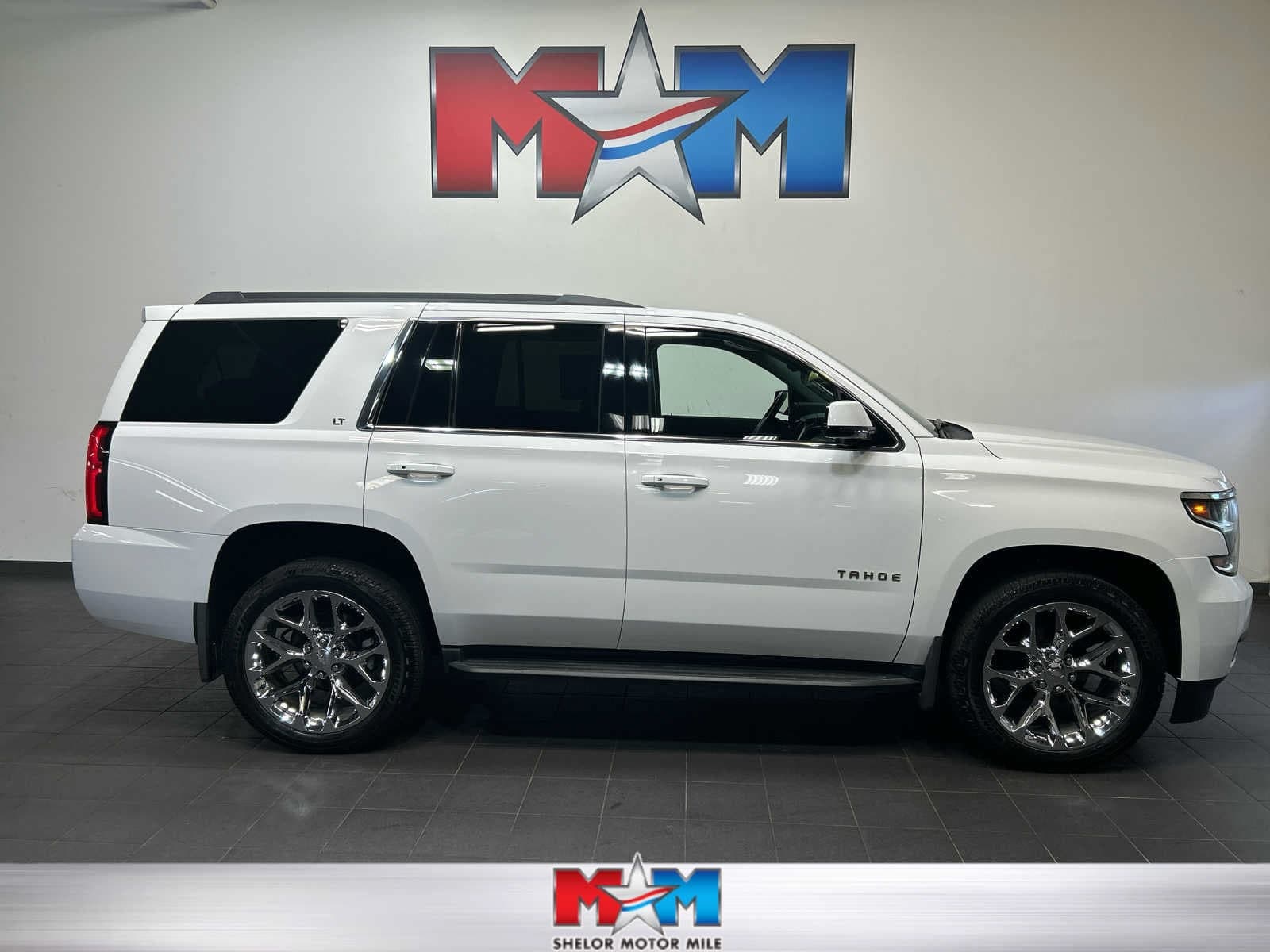 2020 Chevrolet Tahoe LT — photo 1 of 13