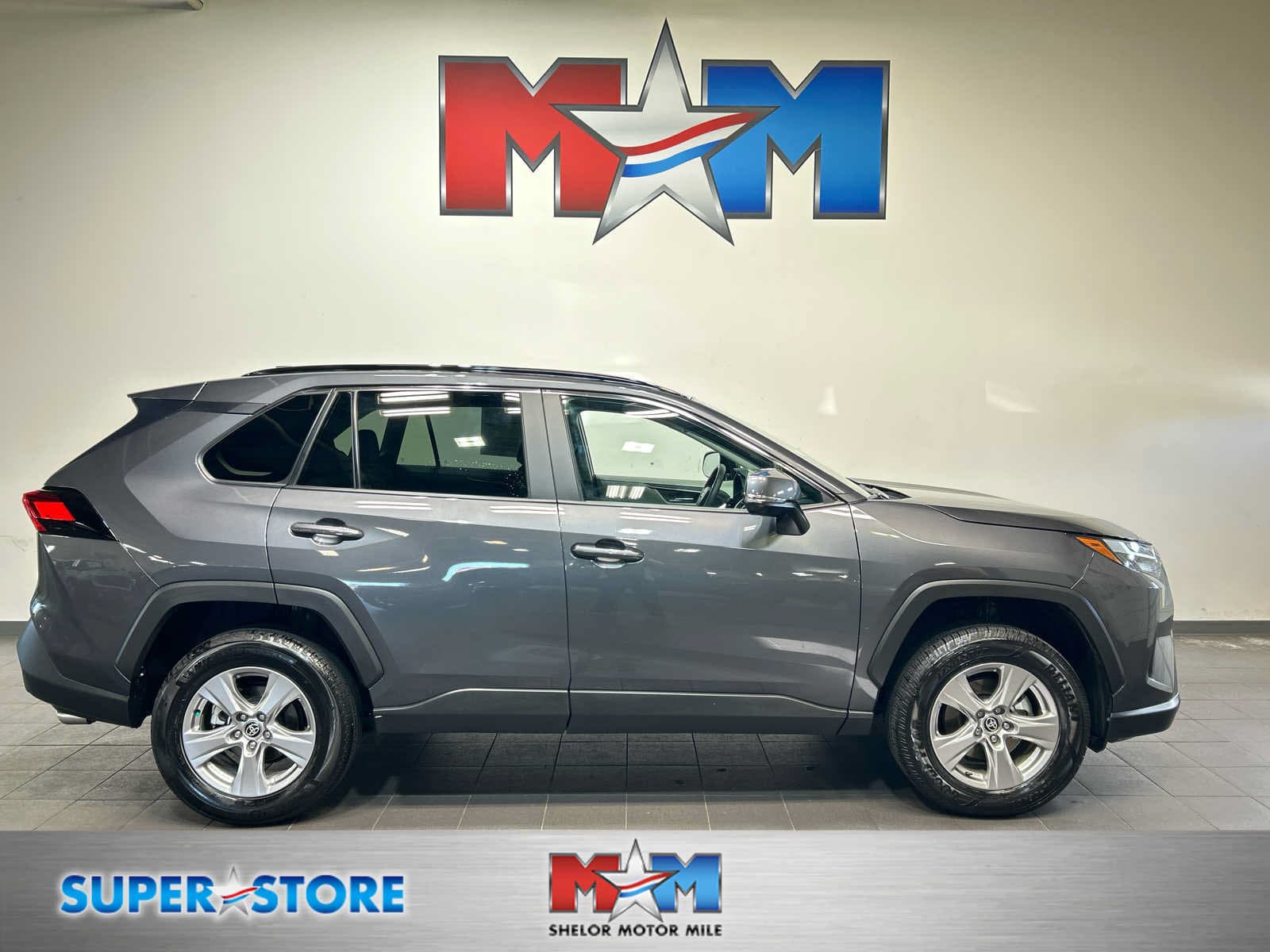 2025 Toyota RAV4 XLE — photo 1 of 30