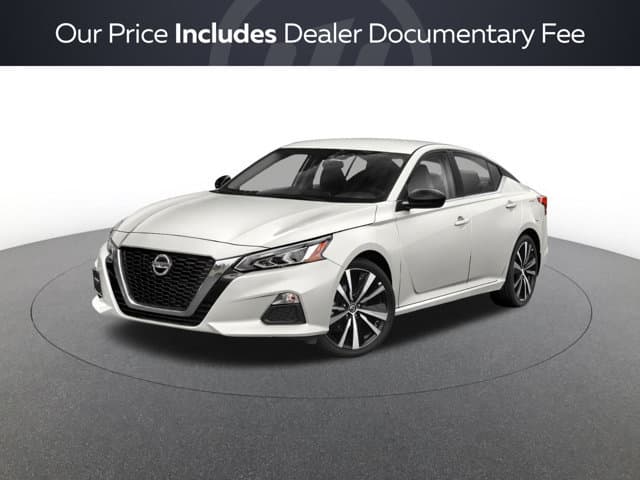 2020 Nissan Altima 2.0 SR — photo 1 of 3