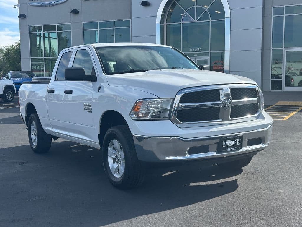 2024 RAM 1500 Classic SLT — photo 1 of 33