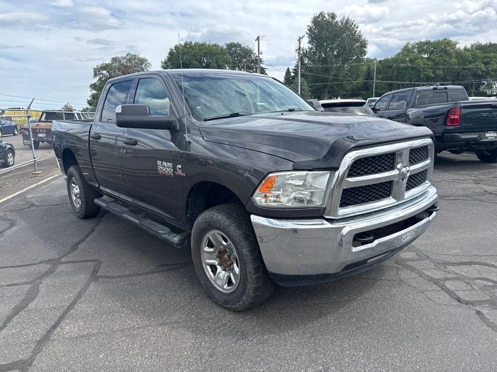 2018 RAM 2500 Tradesman — photo 1 of 12