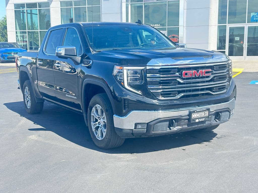 2024 GMC Sierra 1500 SLT — photo 1 of 33