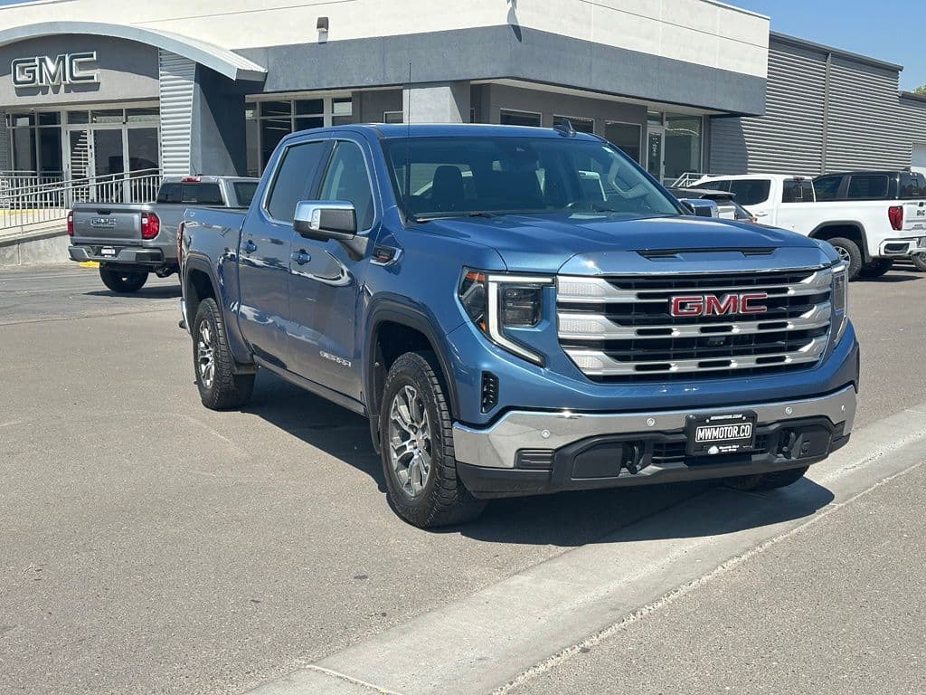 2024 GMC Sierra 1500 SLE — photo 1 of 31