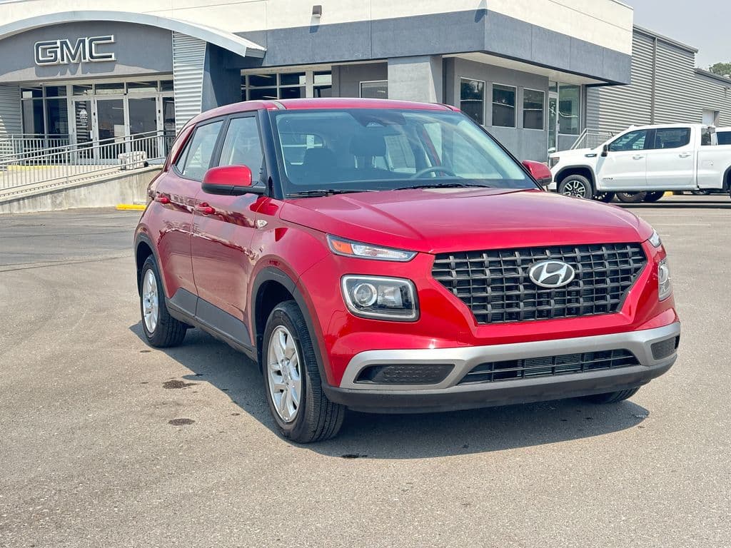 2026 Hyundai Venue SE — photo 1 of 27