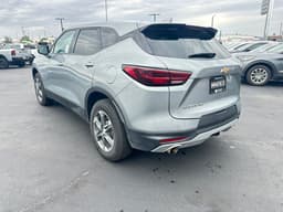 Extra Photo