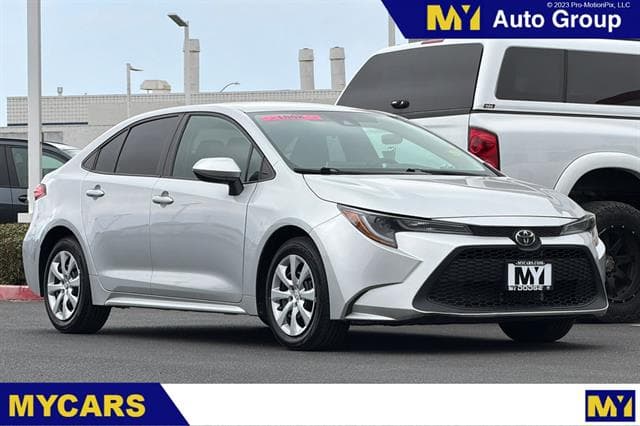 2021 Toyota Corolla LE — photo 1 of 34