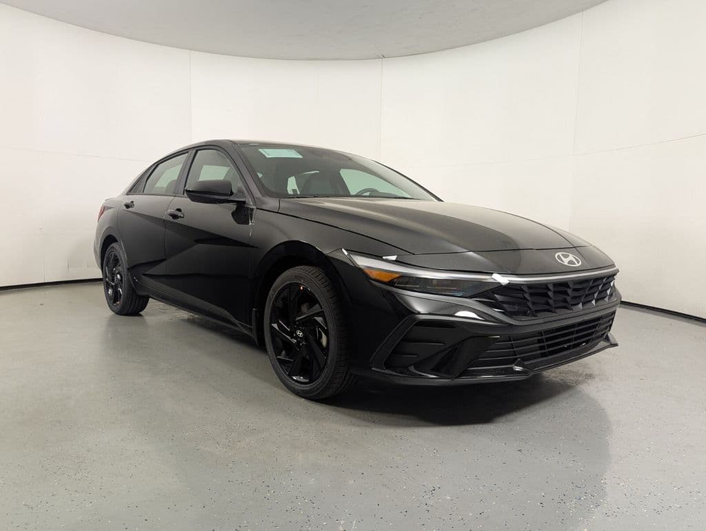 2026 Hyundai Elantra SEL Sport — photo 1 of 26