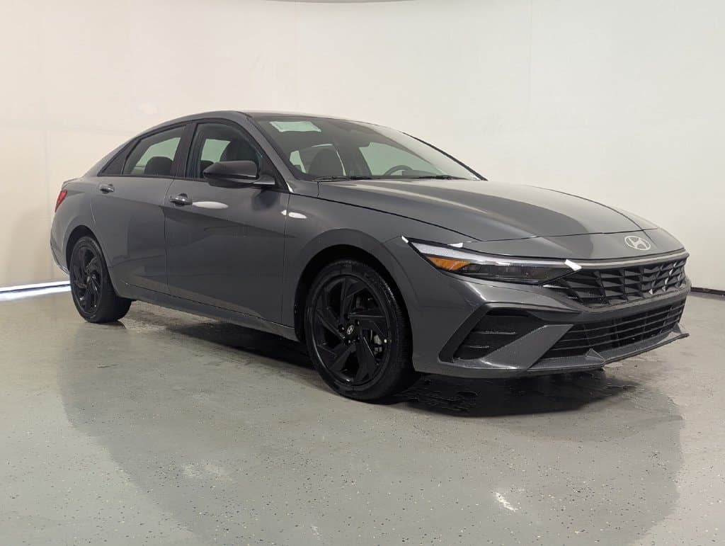 2026 Hyundai Elantra SEL Sport — photo 1 of 25