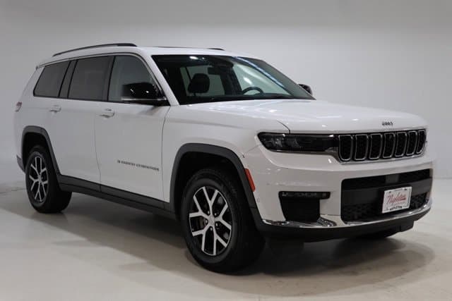2023 Jeep Grand Cherokee L Limited — photo 1 of 44