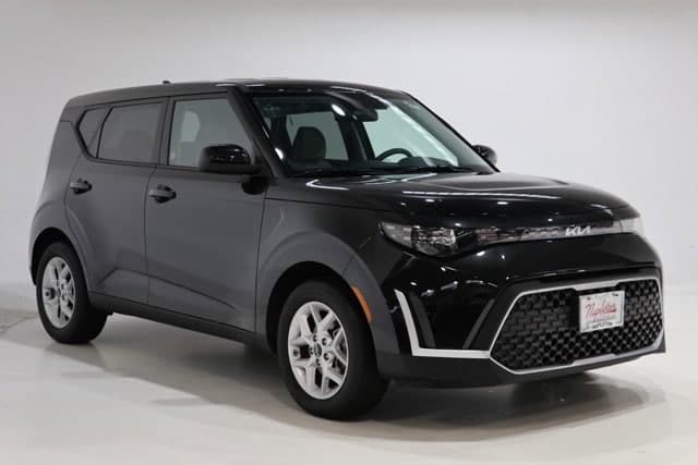 2025 Kia Soul LX — photo 1 of 33
