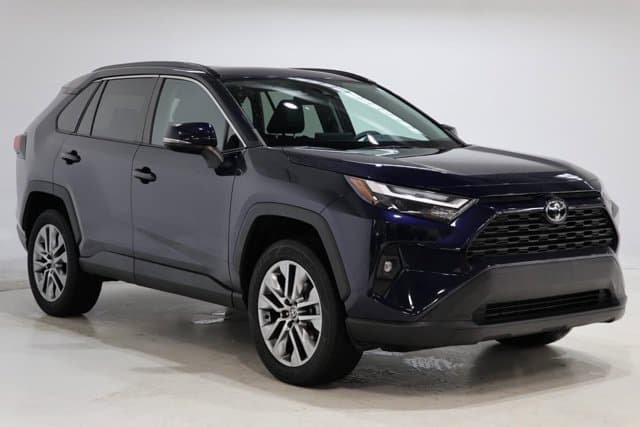 2022 Toyota RAV4 XLE Premium — photo 1 of 36