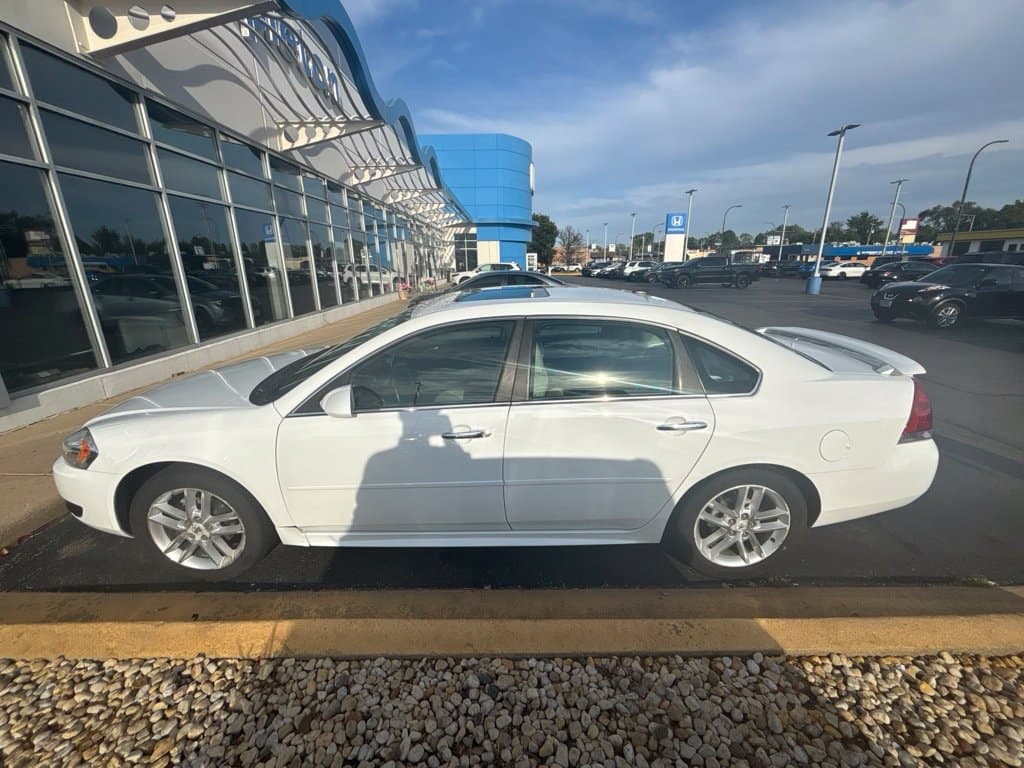 2012 Chevrolet Impala LTZ — photo 1 of 6
