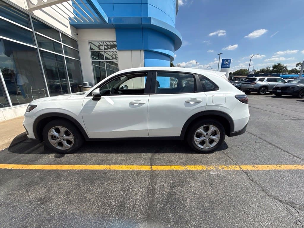 2024 Honda HR-V LX — photo 1 of 5