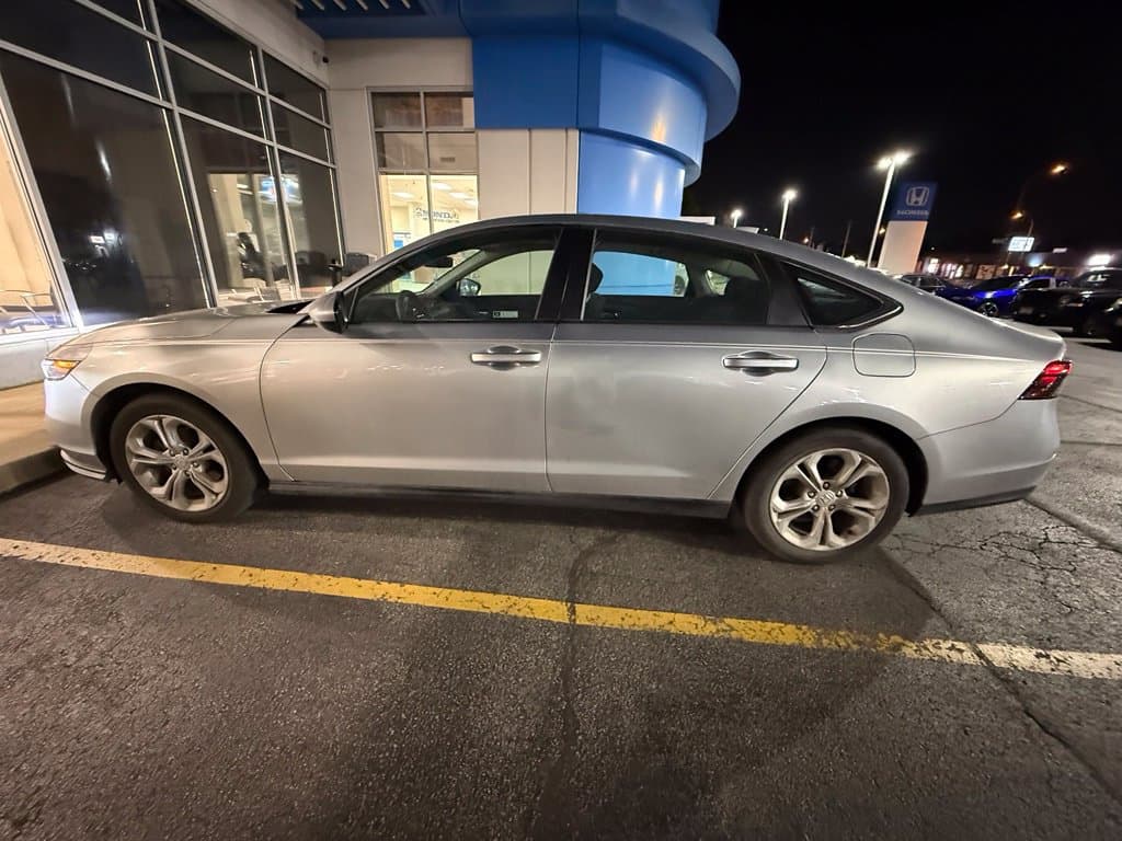 2024 Honda Accord Sedan LX — photo 1 of 5