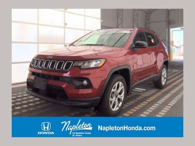 2025 Jeep Compass Latitude — photo 1 of 22